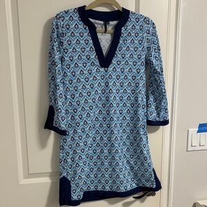 Aqua Et Sol blue and white bathing suit cover up size Small.